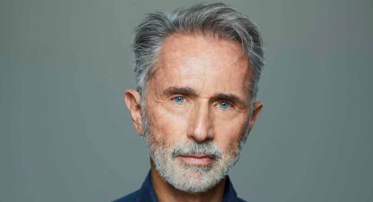 Thierry Lhermitte au plus mal  son été tourne au cauchemar à cause de son état de santé !